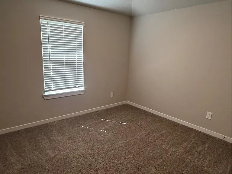 1484 Waggoner Ranch Trl — Photo 24