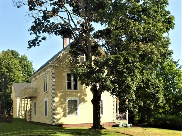 2 Perkins Ct, Sanford, ME 04073