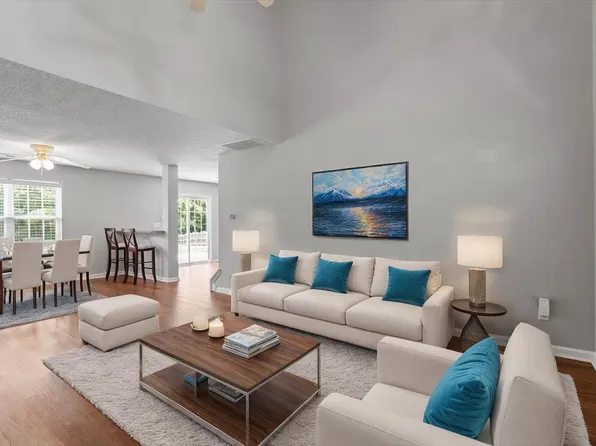 15 Epping Ct, Durham, NC 27703