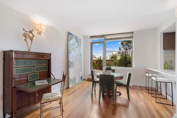 Sold by Compass | media 5