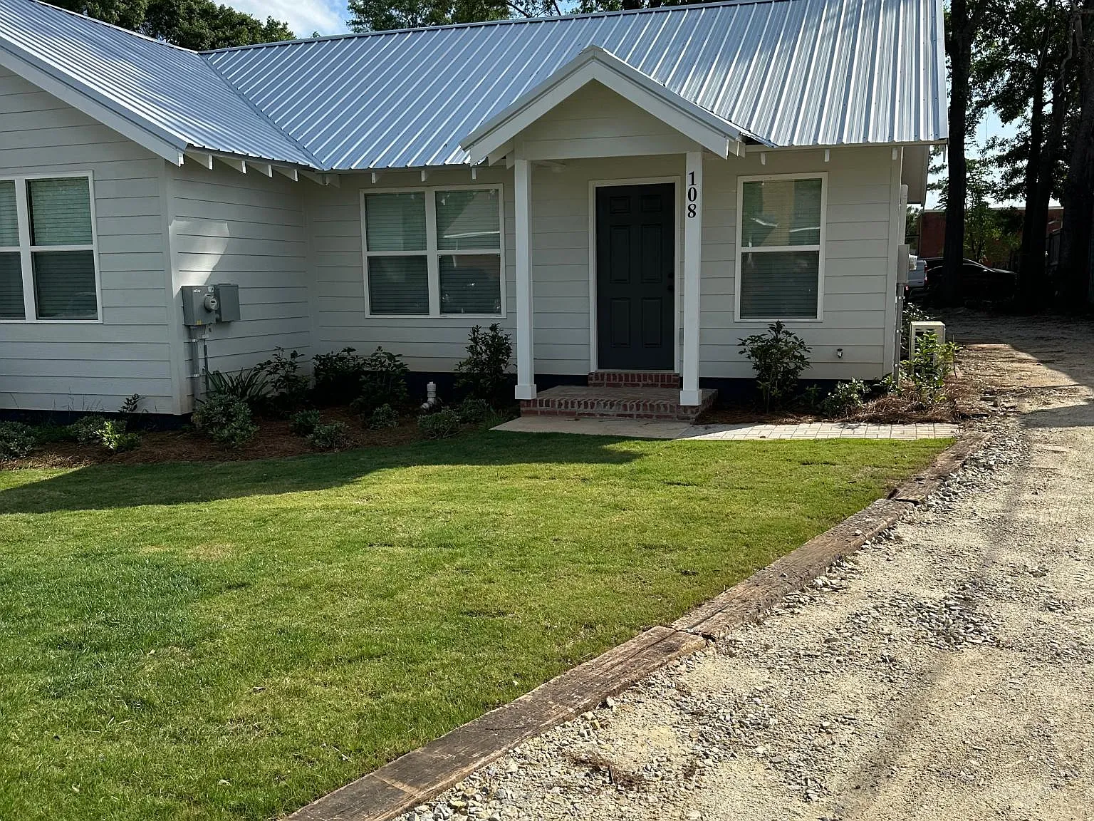 1 bed, 625 sqft, $1,060 — Photo 1