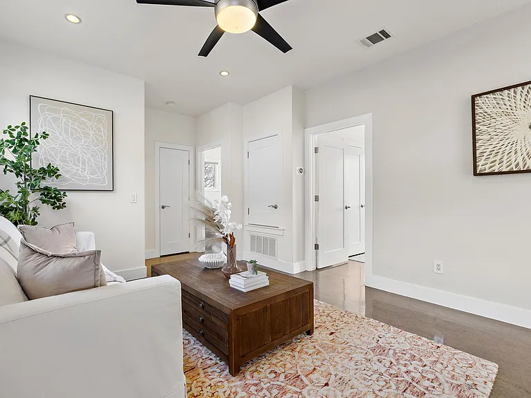 14020 Lake View Dr — Photo 27