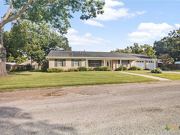 2nd image of 306 Ash Dr