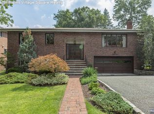 53 Elm St, Englewood Cliffs, NJ 07632