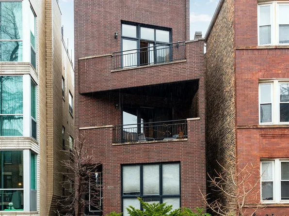 831 N Marshfield Ave #3, Chicago, IL 60622