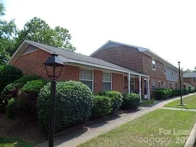 2 bed, 2.0 bath, $850 — Photo 2