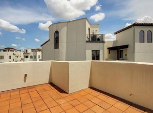 210 Calle Ronda Pl, Houston, TX 77007