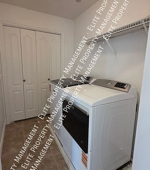 167 N Romney Ln #302 — Photo 4