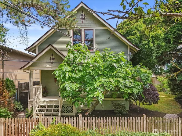 734 N 75th Street, Seattle, WA 98103