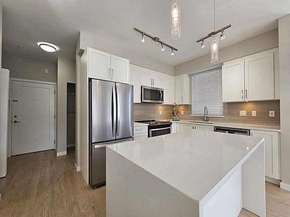 4th image of 20211 66th Ave #E208