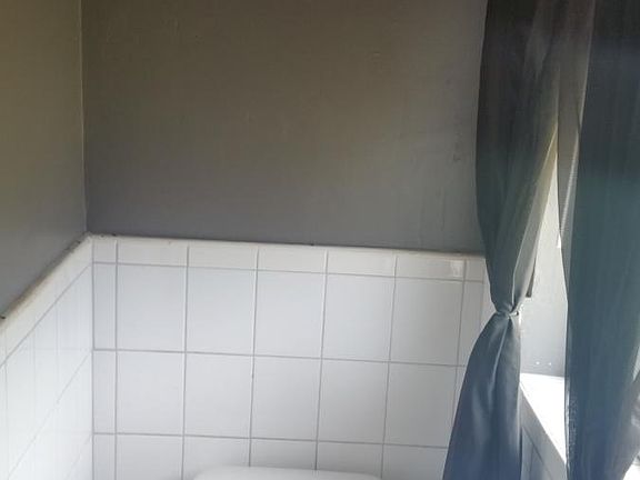 Bathroom1
