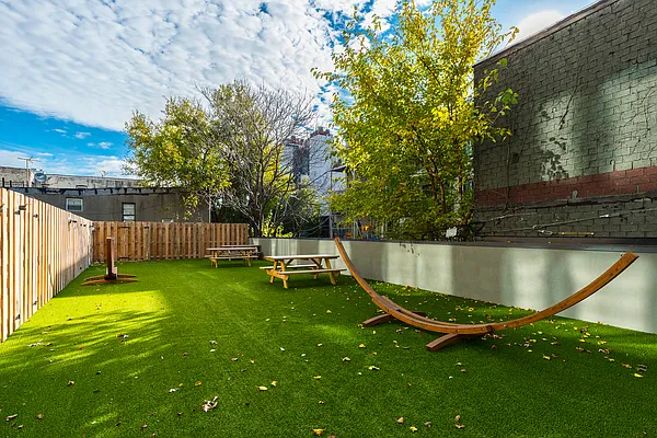 Rented by Douglas Elliman | media 20