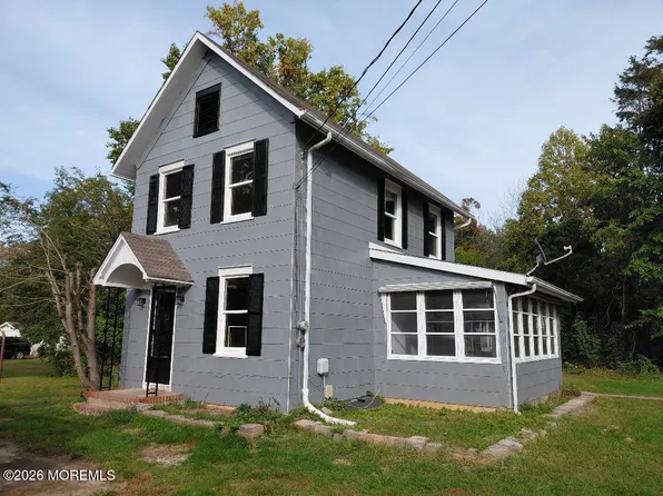 675 Clifton Ave, Toms River, NJ 08753