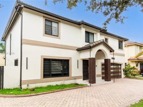 8886 NW 187th St, Hialeah, FL 33018