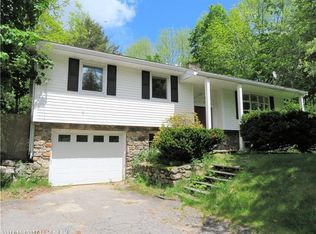 301 Roosevelt Trl, Windham, ME 04062