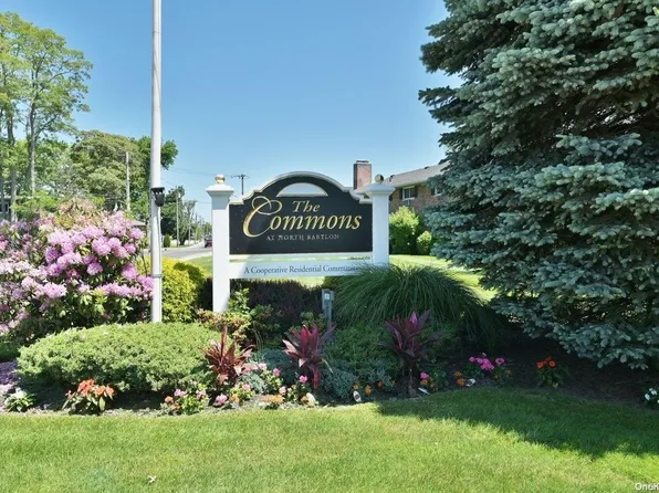 244 Edmunton #J-16, North Babylon, NY 11703