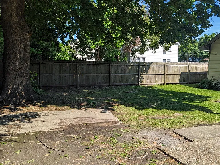 330 General Mouton Ave — Photo 30