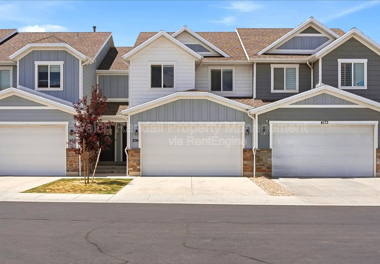 3 bed, 2.5 bath, 1570 sqft, $2,045 — Photo 1