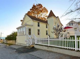 31 Borden St, Riverside, RI 02915
