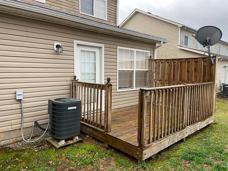 139 Darby Woods Ct — Photo 11