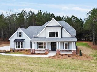 211 Freedom Dr, Forsyth, GA 31029