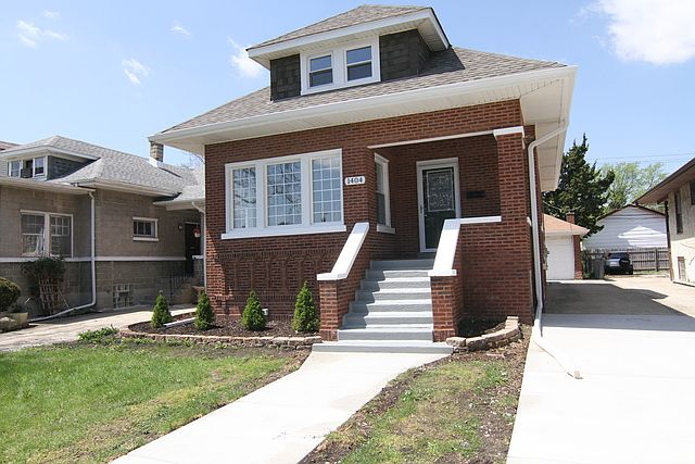 1st image of 1404 S 16th Ave