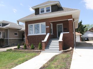 1404 S 16th Ave, Maywood, IL 60153