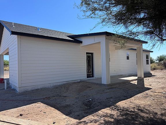 4th image of 10656 N Inza Ave