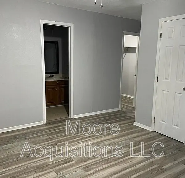 730 Patricia Dr — Photo 18