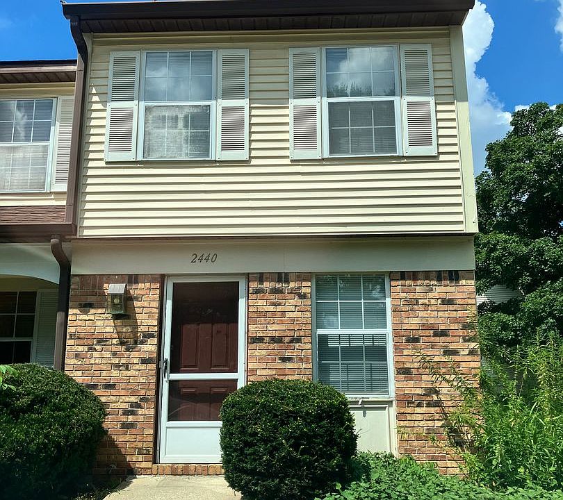 1st image of 2440 S Brittany Ln