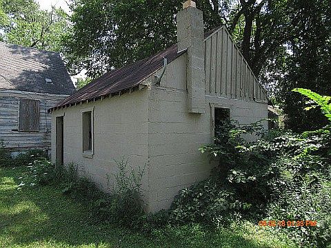12713 Coyle