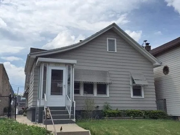 2623 S Logan Ave, Milwaukee, WI 53207