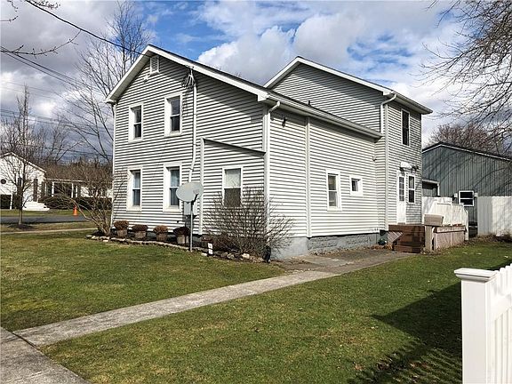2nd image of 50 Rumsey St
