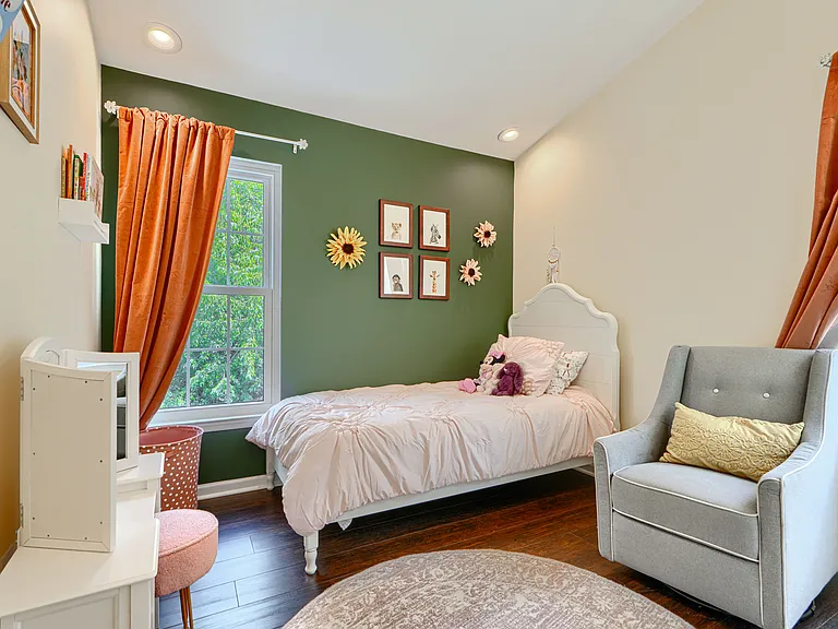 5053 Strawbridge Ter — Photo 16