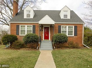 2858 Stuart Dr, Falls Church, VA 22042