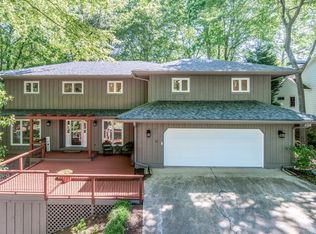197 Coopers Pond Dr, Lawrenceville, GA 30044