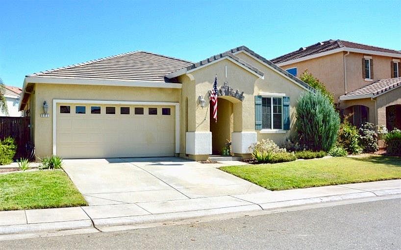 2nd image of 563 Tara Bella Dr