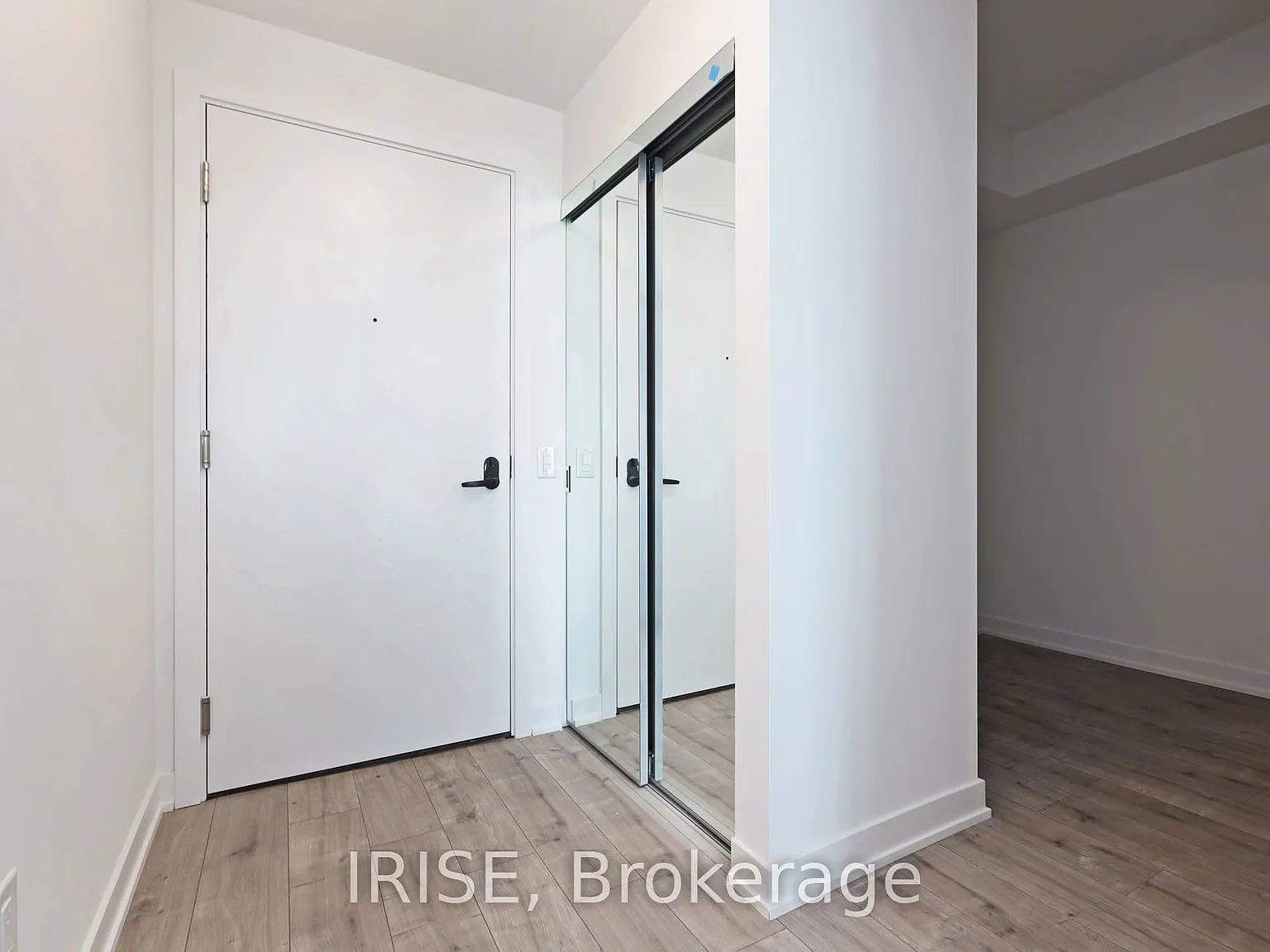 2 bed, $2,500 — Photo 2