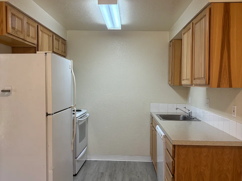 13115 SW 2nd St #13115