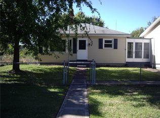 41 N Liberty Rd, West Alexander, PA 15376