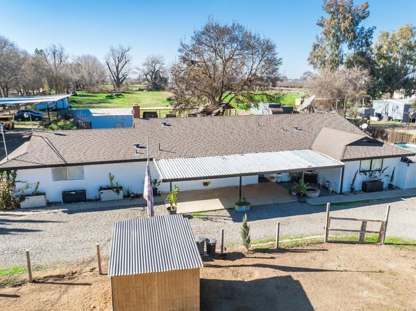 7664 20 1/2 Ave, Lemoore, CA 93245