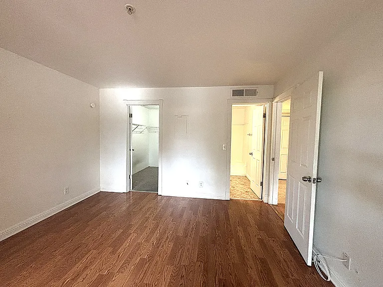 7730 Secret Shore Dr #206 — Photo 27