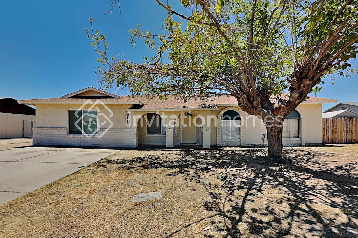 4901 W Michigan Ave Glendale, AZ 85308 — Photo 1