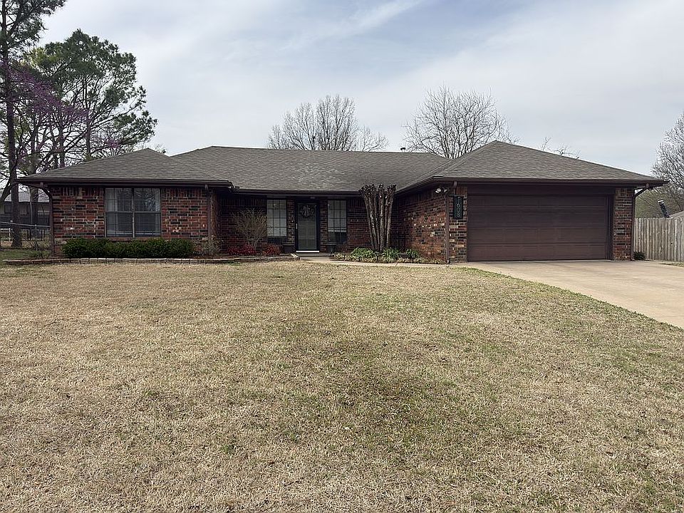 1st image of 1608 S Fairfield Dr