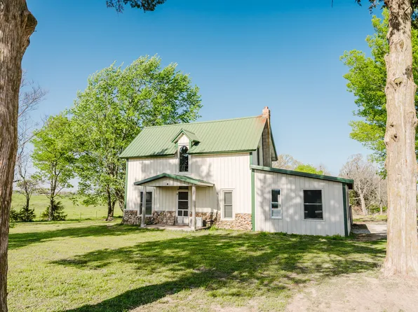 20237 State Highway V V, Wentworth, MO 64873