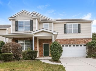 2022 Savannah Hills Dr, Matthews, NC 28105