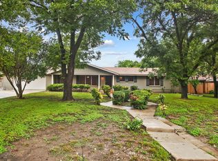 136 Danube Dr, Castle Hills, TX 78213