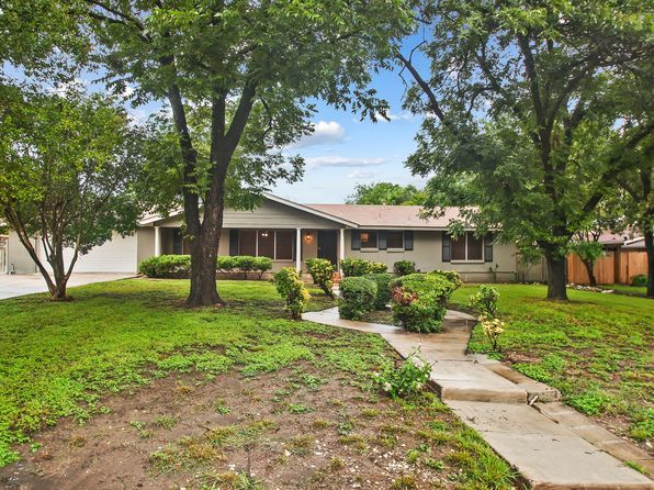 136 Danube Dr