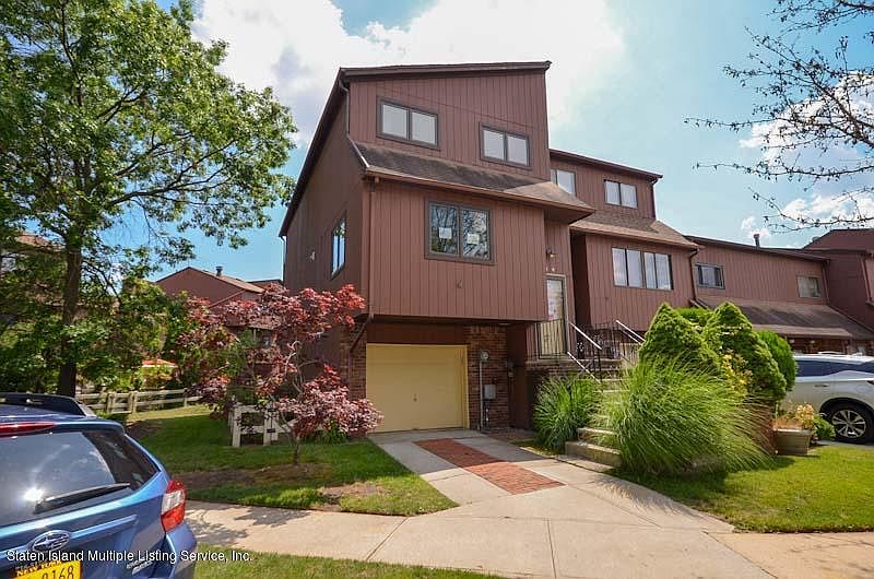 1st image of 34 Pamela Ln
