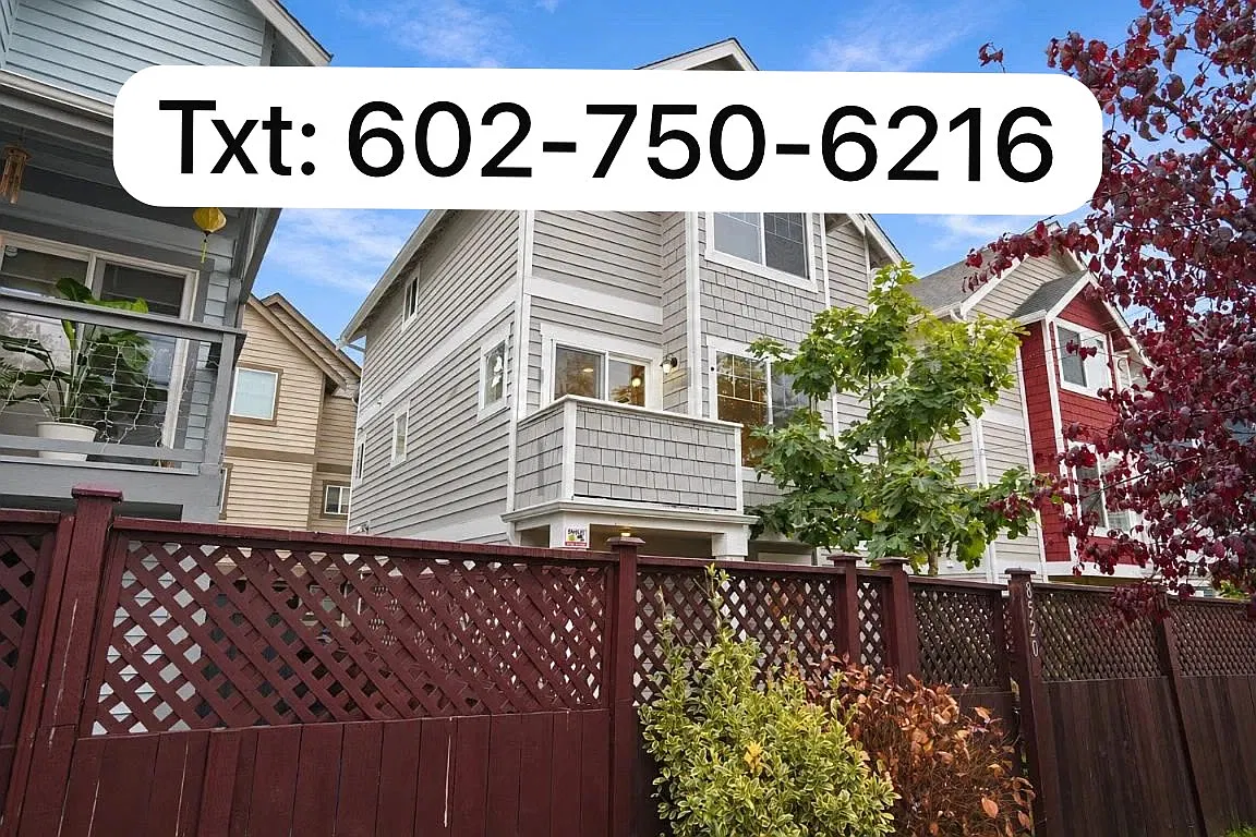 3 bed, 2.5 bath, 1390 sqft, $2,100 — Photo 1